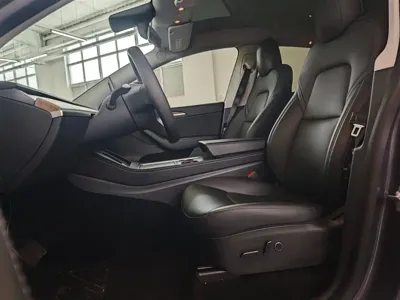 Tesla Model Y 2021, 57100 км, за 148800 CNY - фото 8