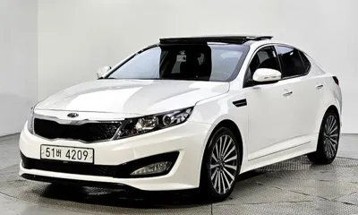 Kia K5 · 2011 год