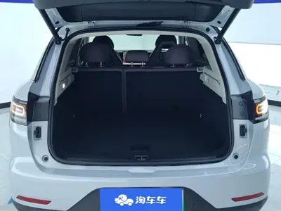 Leapmotor Leapmotor C11 2025, 7700 км, за 116800 CNY