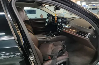 BMW 5 Series 2018, 110500 км, за 146962.09 CNY - фото 23