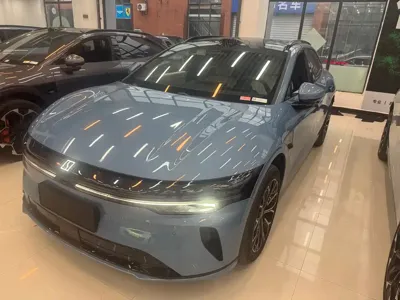 Zeekr 极氪007GT · 2025 год