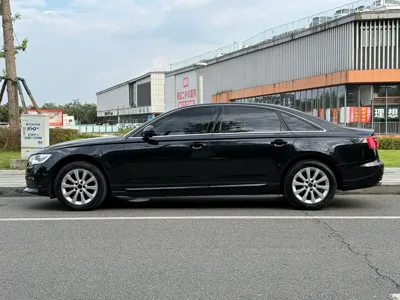 Audi A6L 2015, 130000 км, за 63000 CNY
