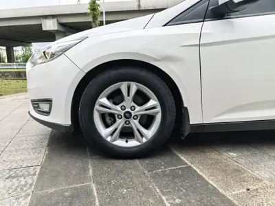 Ford Focus 2016, 80000 км, за 22799 CNY