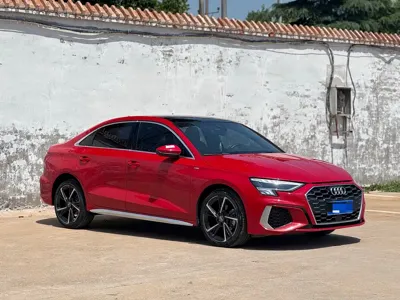 Audi A3 2021, 48000 км, за 115800 CNY