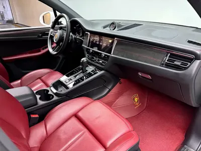 Porsche Macan 2024, 50700 км, за 339799 CNY - фото 3