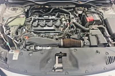 Honda Civic 2016, 55300 км, за 45532.8 CNY - фото 2