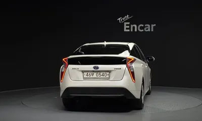 Toyota Prius 2017, 144623 км, за 13000000 KRW