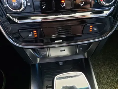 KG_Mobility_Ssangyong TIBOLI 2021, 80619 км, за 12300000 KRW - фото 17