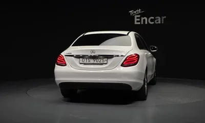 Mercedes-Benz C-Class 2017, 30897 км, за 17400000 KRW
