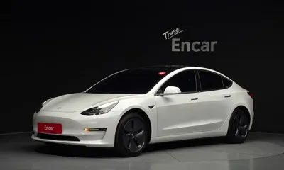 Tesla Model 3 · 2020 год