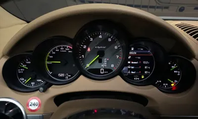 Porsche Cayenne 2015, 158917 км, за 23200000 KRW - фото 8