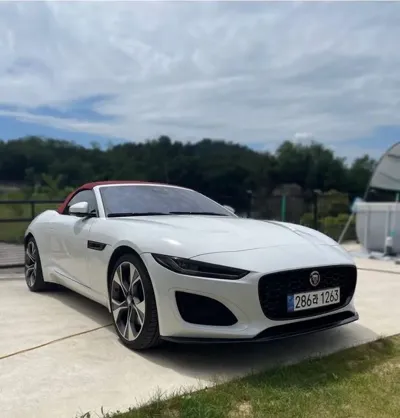 Jaguar F-Type · 2022 год