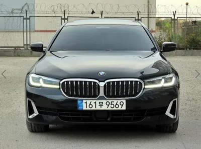 BMW 5-Series · 2021 год