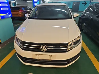 Volkswagen Santana 2019, 35300 км, за 48143.22 CNY