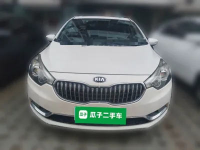 Kia K3 2015, 94300 км, за 23330.63 CNY