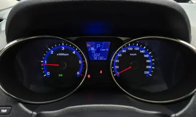 Hyundai Tucson 2012, 78130 км, за 5200000 KRW - фото 8
