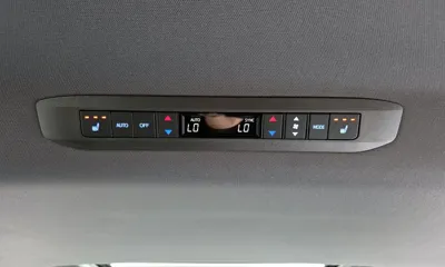 Toyota Sienna 2021, 56999 км, за 46900000 KRW - фото 32