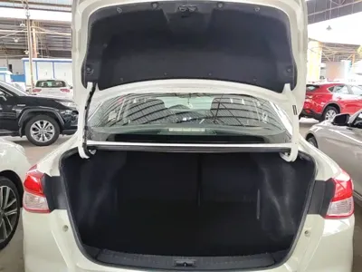 Nissan Bluebird 2017, 118600 км, за 32100 CNY - фото 19