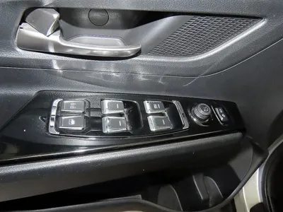 KG_Mobility_Ssangyong KORANDO 2019, 142471 км, за 9300000 KRW - фото 13