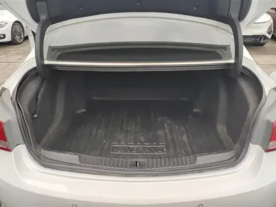 Buick Verano 2017, 88100 км, за 29900 CNY