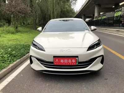 BYD 海豹06 2024, 9000 км, за 69800 CNY