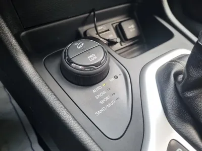 Jeep Cherokee 2017, 137000 км, за 8700000 KRW - фото 18