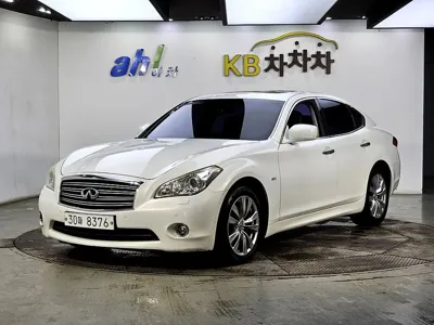 Infiniti M 2012, 148000 км, за 2990000 KRW