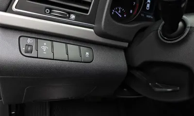Hyundai Avante 2017, 121271 км, за 7990000 KRW - фото 18