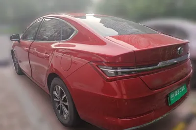 BYD Qin Pro New Energy 2019, 50300 км, за 39954.15 CNY
