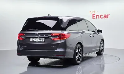 Honda Odyssey 2019, 57467 км, за 25900000 KRW