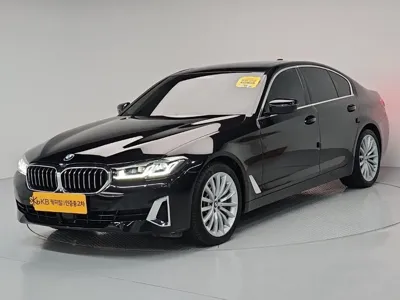 BMW 5-Series · 2023 год