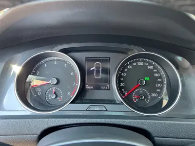 Volkswagen Golf 2018, 40000 км, за 42800 CNY
