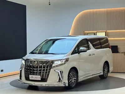 Toyota Alphard · 2016 год