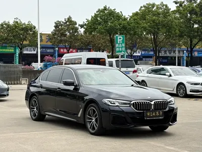 BMW 5 Series 2023, 20000 км, за 225000 CNY