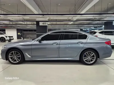 BMW 5-Series 2018, 129344 км, за 16900000 KRW