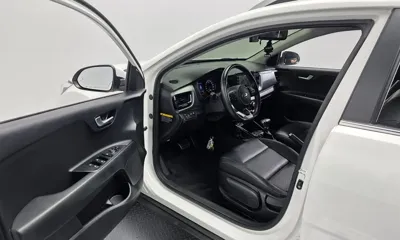 Kia Stonic 2018, 51507 км, за 11900000 KRW - фото 10