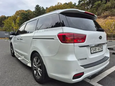 Kia Canival 2019, 91217 км, за 17990000 KRW - фото 2