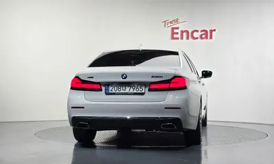 BMW 5-Series 2021, 61191 км, за 99990000 KRW