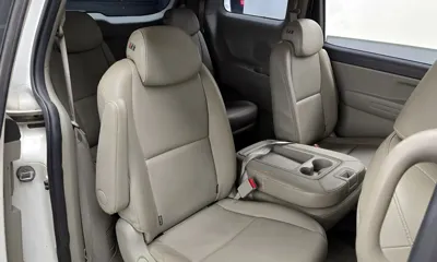 Kia Canival 2016, 131453 км, за 8500000 KRW - фото 12