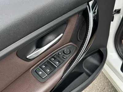 BMW 3 Series 2018, 90000 км, за 69000 CNY - фото 15
