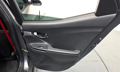 Hyundai Veloster 2019, 74967 км, за 14500000 KRW - фото 25