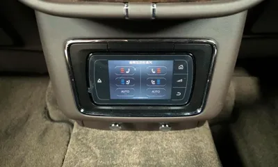 Bentley Bentayga 2017, 18966 км, за 128000000 KRW - фото 19