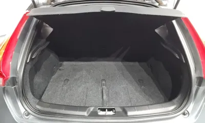 Volvo V40 2018, 106925 км, за 10500000 KRW - фото 17