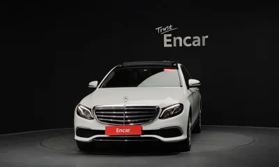 Mercedes-Benz E-Class 2017, 65255 км, за 22300000 KRW
