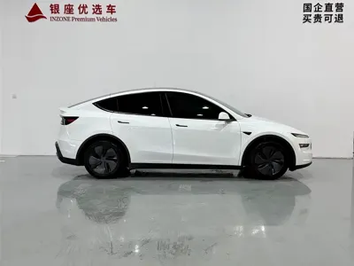 Tesla Model Y 2025, 27200 км, за 218500 CNY - фото 4