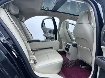 Lincoln Continental 2019, 124000 км, за 98800 CNY - фото 13