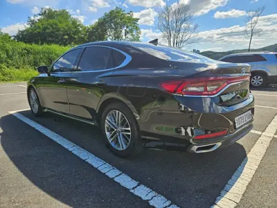 Hyundai Grandeur 2018, 181512 км, за 9800000 KRW