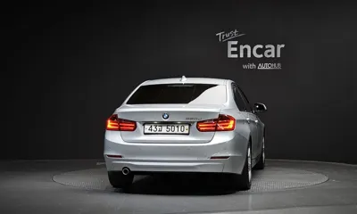 BMW 3-Series 2012, 190638 км, за 4400000 KRW