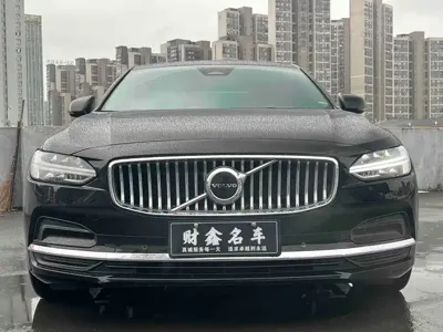 Volvo S90 2024, 38000 км, за 186800 CNY - фото 2