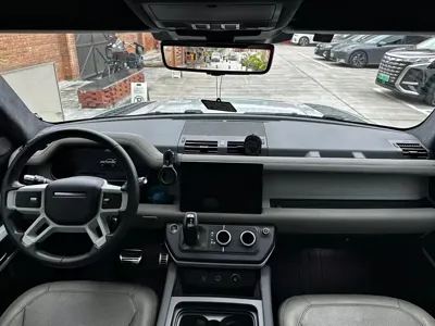Land Rover Defender 2021, 42000 км, за 448000 CNY - фото 11